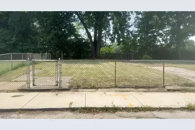 2566 W 27 Street, Loveland, OH 44113 - Photo 1