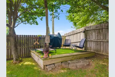 105 Rodeo Circle, Louisville, OH 44641 - Photo 32