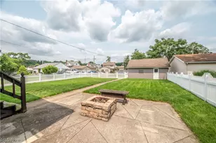 266 W Martin St, East Palestine, OH 44413 - Photo 30