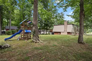 823 Willow Hollow Ct, Amherst, OH 44001 - Photo 36