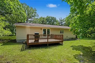 522 Monaghan Rd, Kelleys Island, OH 43438 - Photo 16