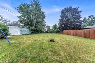 1950 E 30th Street, Lorain, OH 44055 - Photo 16