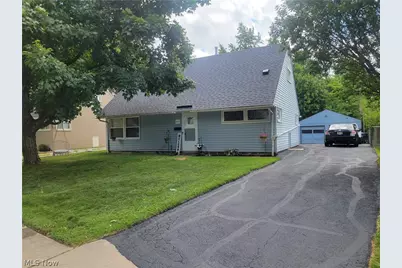 2250 Wichert Drive, Cuyahoga Falls, OH 44221 - Photo 1