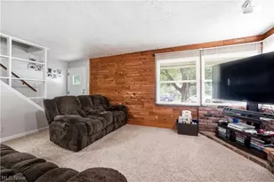 2250 Wichert Dr, Cuyahoga Falls, OH 44221 - Photo 4