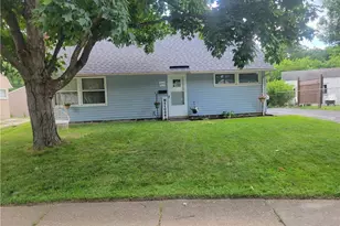 2250 Wichert Dr, Cuyahoga Falls, OH 44221 - Photo 2