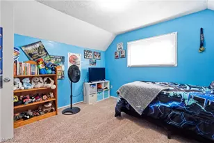 2250 Wichert Dr, Cuyahoga Falls, OH 44221 - Photo 40