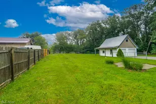 3236 Young Ave NW, Massillon, OH 44647 - Photo 4