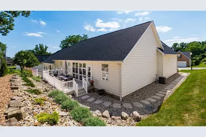 2958 Eagle Crest Drive, Zanesville, OH 43701 - Photo 40