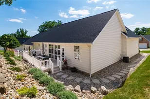 2958 Eagle Crest Dr, Zanesville, OH 43701 - Photo 40