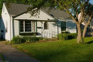 15731 Mina Ave, Loveland, OH 44135 - Photo 1