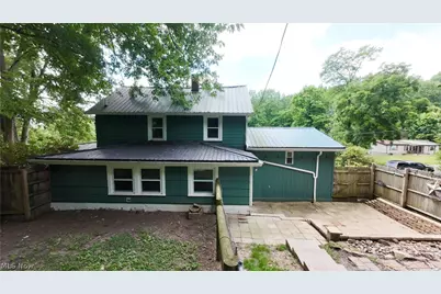 733 Critchfield Street, Millersburg, OH 44654 - Photo 6
