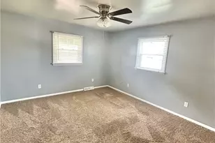 300 W 38th St, Shadyside, OH 43947 - Photo 6