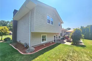 8394 4 Seasons Trail, Poland, OH 44514 - Photo 14