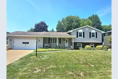8394 Four Seasons Trail, Poland, OH 44514 - Photo 1
