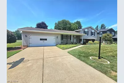 8394 Four Seasons Trail, Poland, OH 44514 - Photo 2