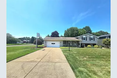 8394 Four Seasons Trail, Poland, OH 44514 - Photo 4