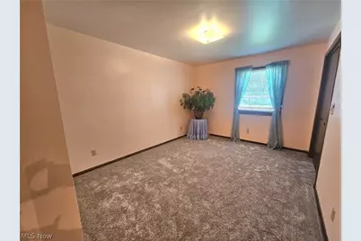 8394 Four Seasons Trail, Poland, OH 44514 - Photo 32