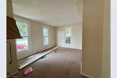 37454 Euclid Avenue, Willoughby, OH 44094 - Photo 4