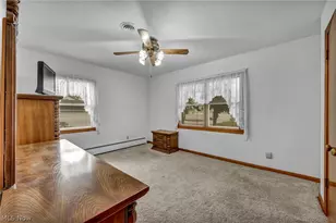 1030 Hillsdale Ave, Lorain, OH 44052 - Photo 22