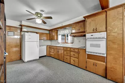 1030 Hillsdale Avenue, Lorain, OH 44052 - Photo 8