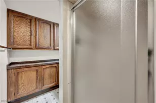1030 Hillsdale Ave, Lorain, OH 44052 - Photo 34