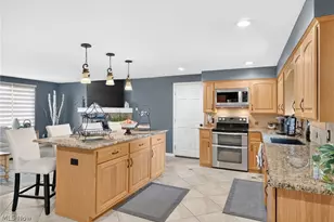 1210 Killian Rd, Akron, OH 44312 - Photo 12