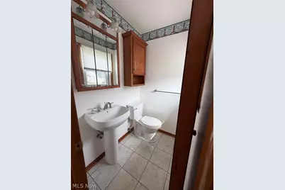 1123 Overridge Avenue SE, North Canton, OH 44720 - Photo 12