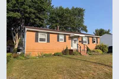 1123 Overridge Avenue SE, North Canton, OH 44720 - Photo 2