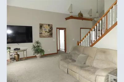 7395 Hunting Lake Drive, Concord Twp, OH 44077 - Photo 8