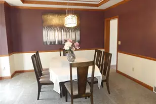 7395 Hunting Lake Dr, Concord Twp, OH 44077 - Photo 10