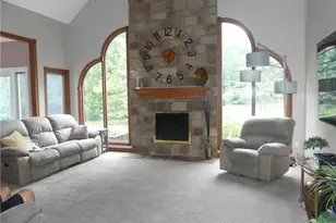 7395 Hunting Lake Dr, Concord Twp, OH 44077 - Photo 6