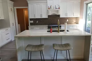 7395 Hunting Lake Dr, Concord Twp, OH 44077 - Photo 16