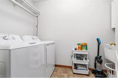 3477 Elmhurst Circle, Uniontown, OH 44685 - Photo 22