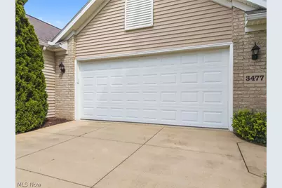 3477 Elmhurst Circle, Uniontown, OH 44685 - Photo 4