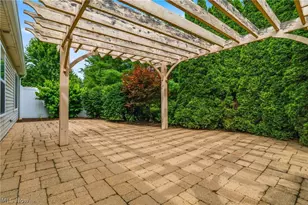 3477 Elmhurst Cir, Uniontown, OH 44685 - Photo 24