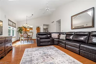 3477 Elmhurst Cir, Uniontown, OH 44685 - Photo 16