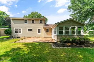 442 S Briarcliff Dr, Canfield, OH 44406 - Photo 34