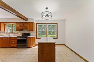 442 S Briarcliff Dr, Canfield, OH 44406 - Photo 12