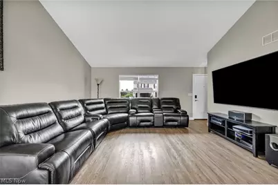 6108 Greenview Trail, North Ridgeville, OH 44039 - Photo 12