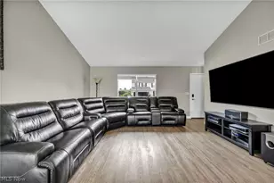 6108 Greenview Trail, North Ridgeville, OH 44039 - Photo 12