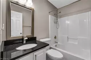 6108 Greenview Trail, North Ridgeville, OH 44039 - Photo 10