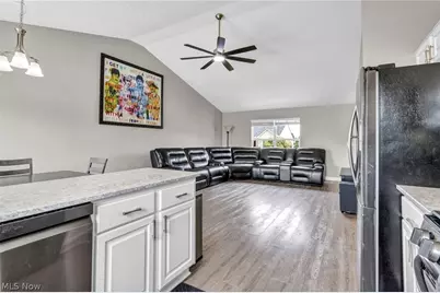 6108 Greenview Trail, North Ridgeville, OH 44039 - Photo 8