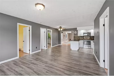 9522 Newton Falls Road, Ravenna, OH 44266 - Photo 6