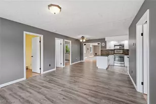 9522 Newton Falls Rd, Ravenna, OH 44266 - Photo 6