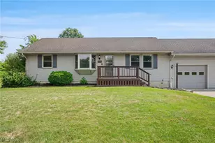 9522 Newton Falls Rd, Ravenna, OH 44266 - Photo 4