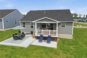 1082 Bookman Ave, Akron, OH 44312 - Photo 46