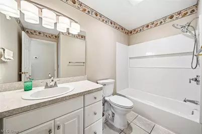 7194 Village Drive, Concord Twp, OH 44060 - Photo 14