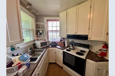466 Watson Street, Akron, OH 44305 - Photo 12