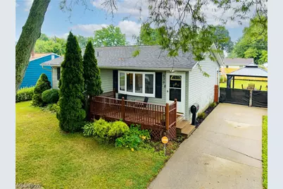 839 Delaware Avenue, Elyria, OH 44035 - Photo 2