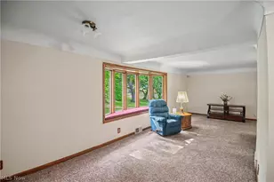 4647 Cooper Rd, Lowellville, OH 44436 - Photo 8